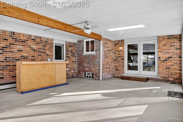 25519 Rusty Street, Taylor, MI 48180