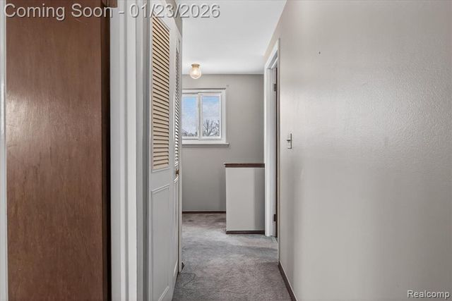 25519 Rusty Street, Taylor, MI 48180