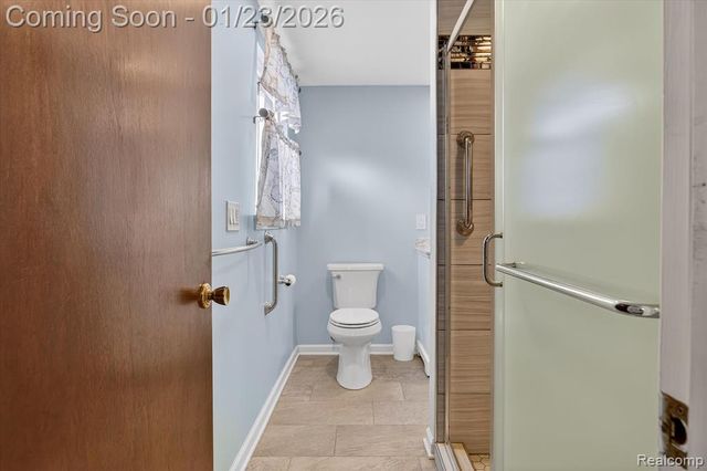 25519 Rusty Street, Taylor, MI 48180