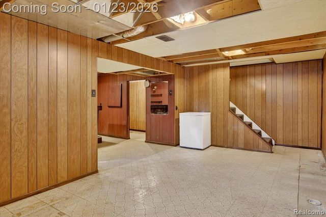 25519 Rusty Street, Taylor, MI 48180