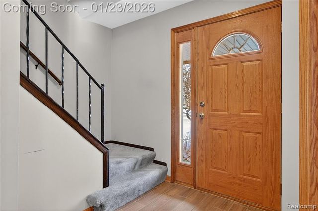 25519 Rusty Street, Taylor, MI 48180