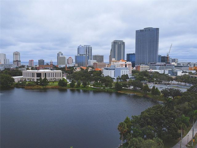 233 8TH STREET N, St Petersburg, FL 33701