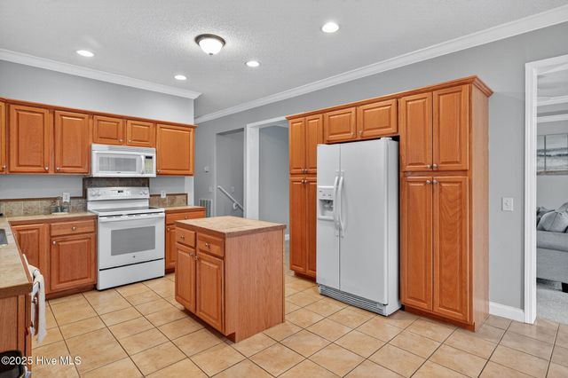 3498 Windy Point Road SW, Supply, NC 28462