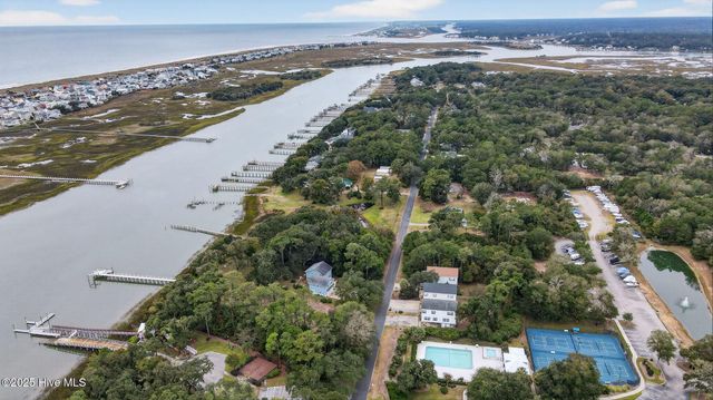 3498 Windy Point Road SW, Supply, NC 28462