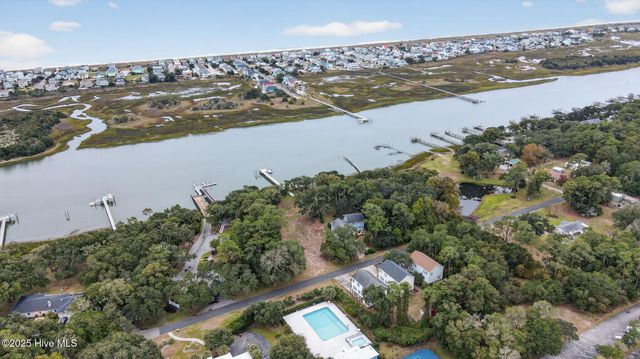 3498 Windy Point Road SW, Supply, NC 28462