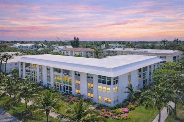 1021 3rd ST S # 310, Naples, FL 34102