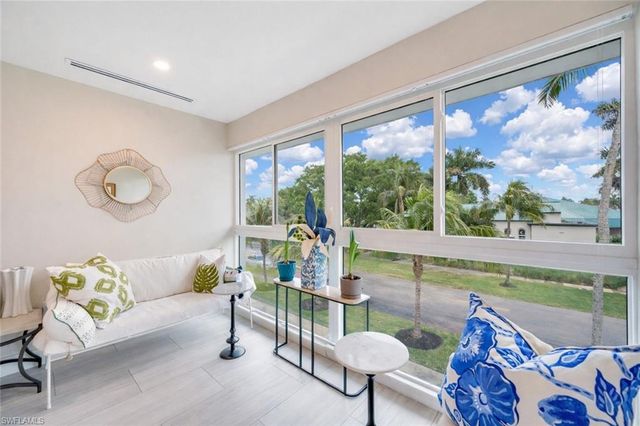 1021 3rd ST S # 310, Naples, FL 34102