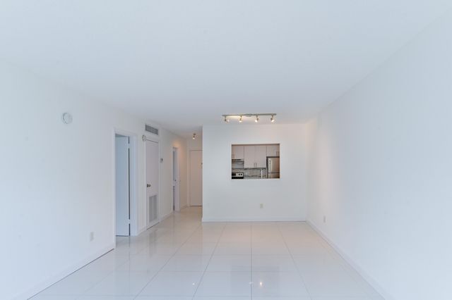 2160 SW 16TH Avenue 317, Miami, FL 33145