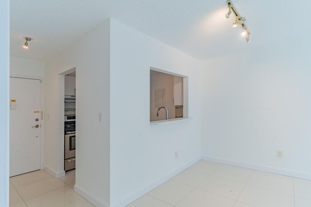 2160 SW 16TH Avenue 317, Miami, FL 33145