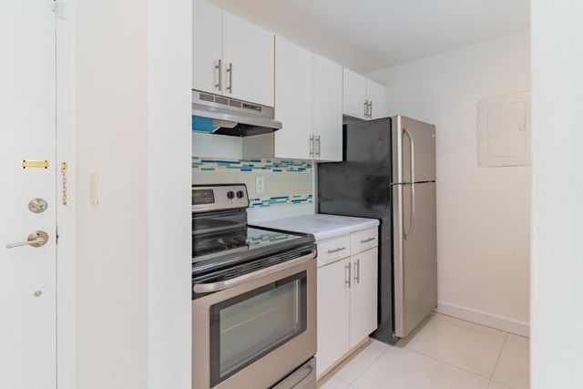 2160 SW 16TH Avenue 317, Miami, FL 33145