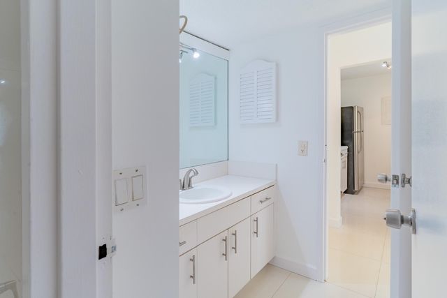 2160 SW 16TH Avenue 317, Miami, FL 33145