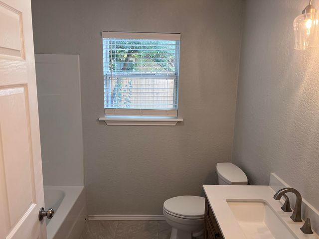 810 W 18th Street, San Angelo, TX 76903