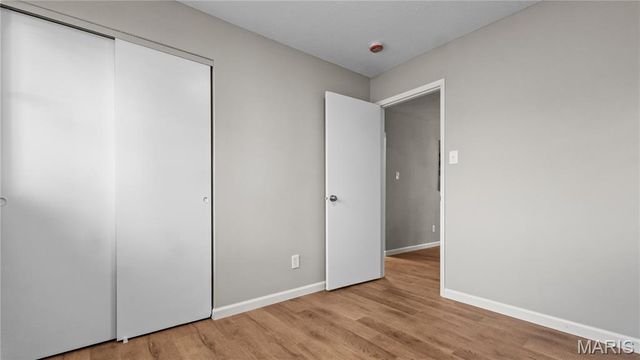 2015 Avon Drive, Florissant, MO 63033