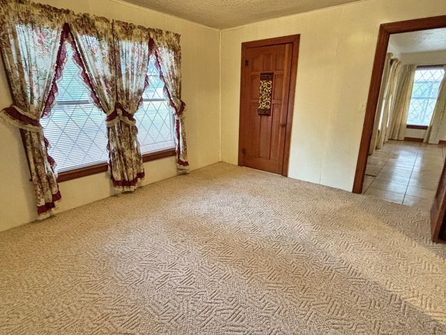 2431 N Jefferson Ave., Mount Pleasant, TX 75455