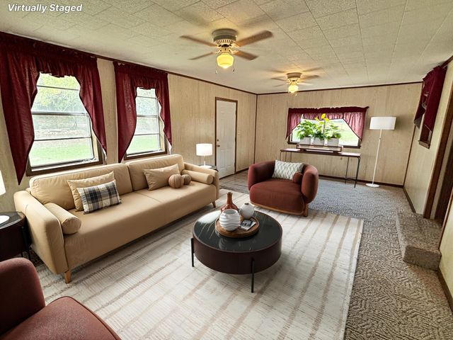 2431 N Jefferson Ave., Mount Pleasant, TX 75455