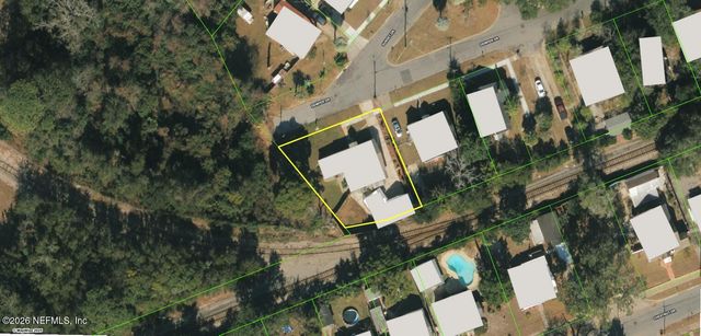 478 DEMPER Drive, Jacksonville, FL 32208