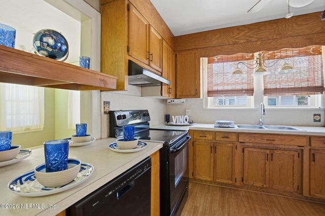 478 DEMPER Drive, Jacksonville, FL 32208