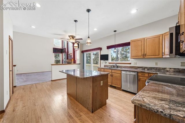 9630 Vinewood Lane, Colorado Springs, CO 80920