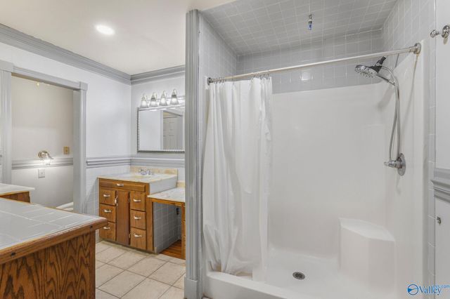 475 South Green Mountain Road, Owens Cross Roads, AL 35763