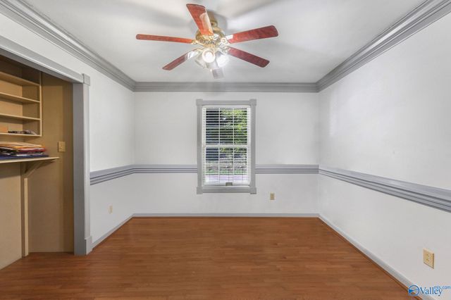 475 South Green Mountain Road, Owens Cross Roads, AL 35763
