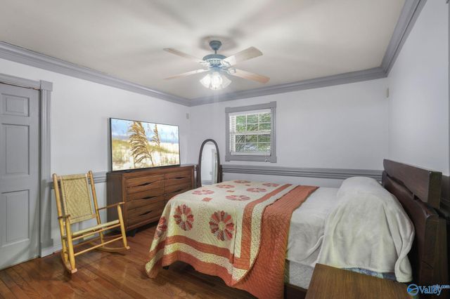 475 South Green Mountain Road, Owens Cross Roads, AL 35763