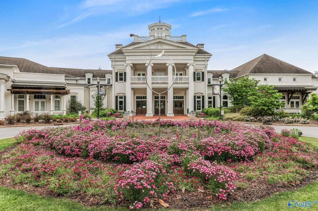 475 South Green Mountain Road, Owens Cross Roads, AL 35763