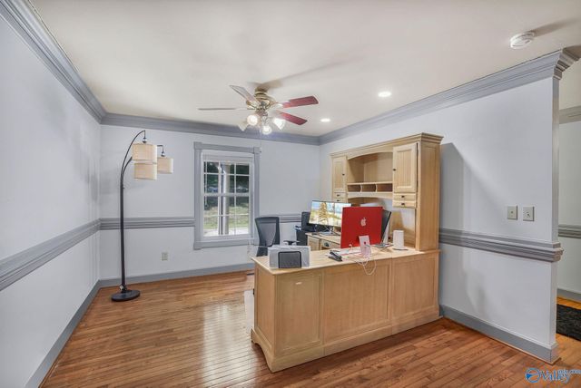 475 South Green Mountain Road, Owens Cross Roads, AL 35763