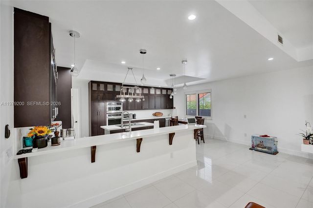 13676 SW 33rd Ter, Miami, FL 33175