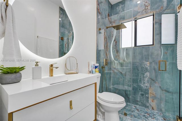 13676 SW 33rd Ter, Miami, FL 33175