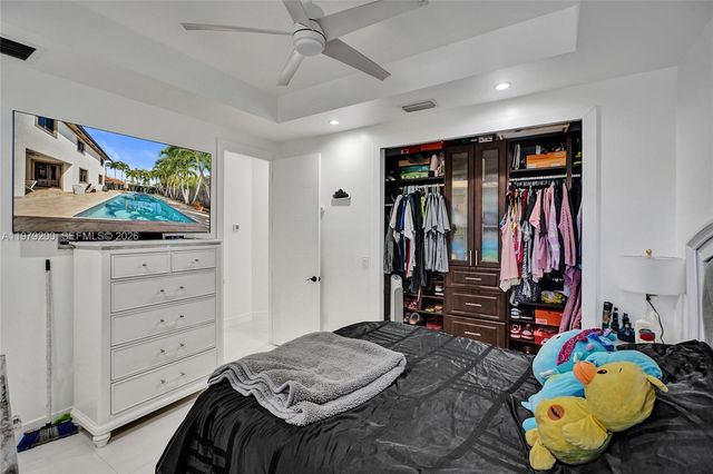 13676 SW 33rd Ter, Miami, FL 33175