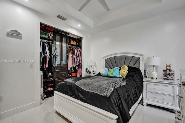 13676 SW 33rd Ter, Miami, FL 33175