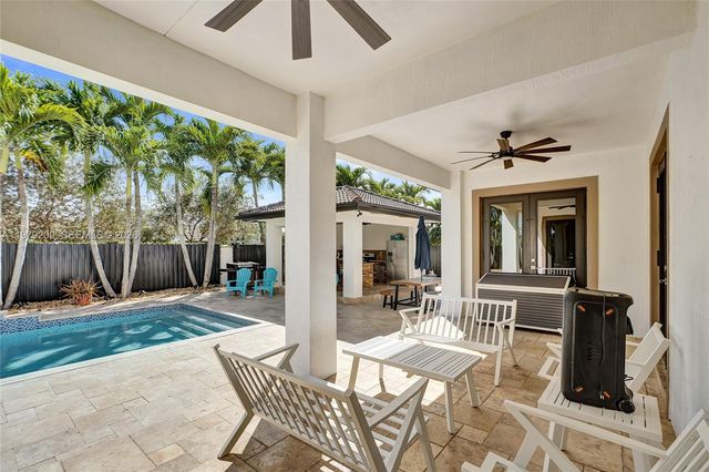 13676 SW 33rd Ter, Miami, FL 33175