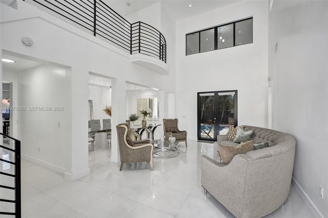 13676 SW 33rd Ter, Miami, FL 33175