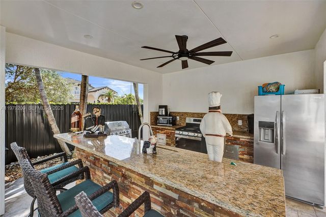 13676 SW 33rd Ter, Miami, FL 33175