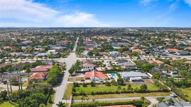 13676 SW 33rd Ter, Miami, FL 33175