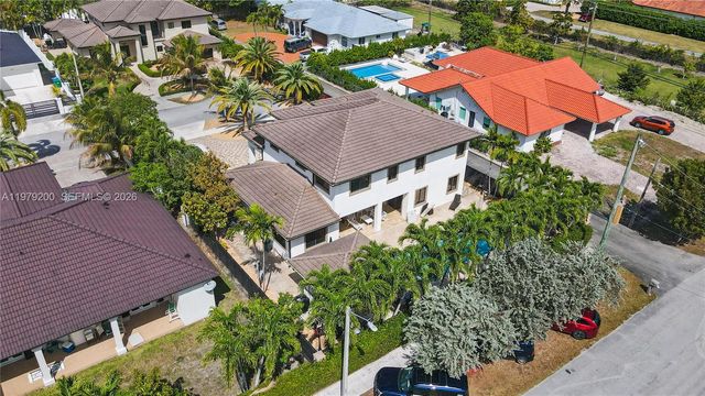 13676 SW 33rd Ter, Miami, FL 33175