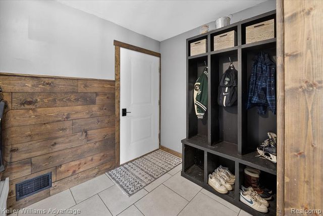 47707 Rochester Drive, Novi, MI 48374