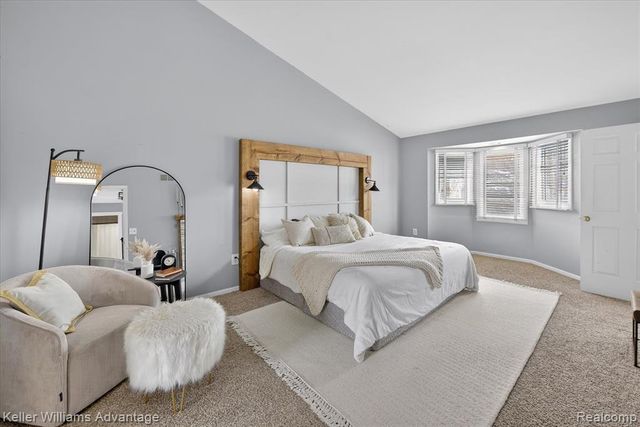 47707 Rochester Drive, Novi, MI 48374