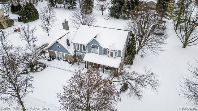 47707 Rochester Drive, Novi, MI 48374