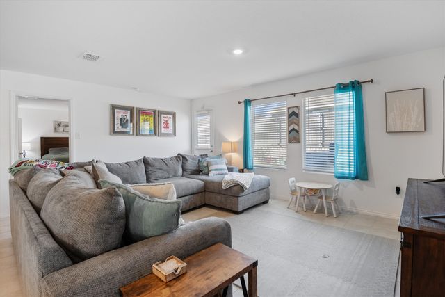 11807 Marcellus Way, Justin, TX 76247