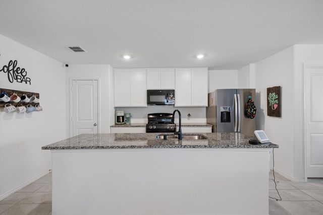 11807 Marcellus Way, Justin, TX 76247