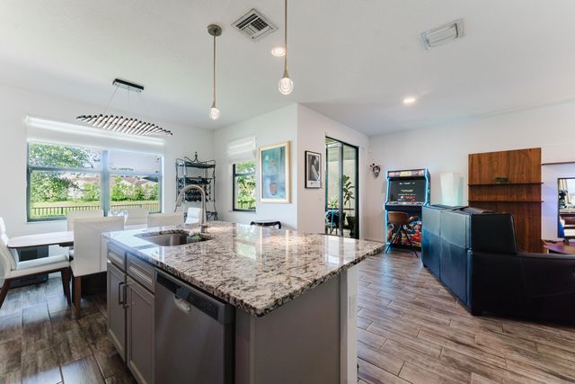 295 NW 33rd Lane, Pompano Beach, FL 33069