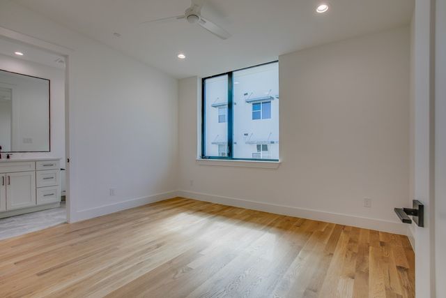 805 Pavillon Street 108, Dallas, TX 75204