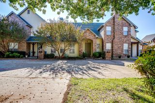 5882 Pecan Chase, Benbrook, TX 76132