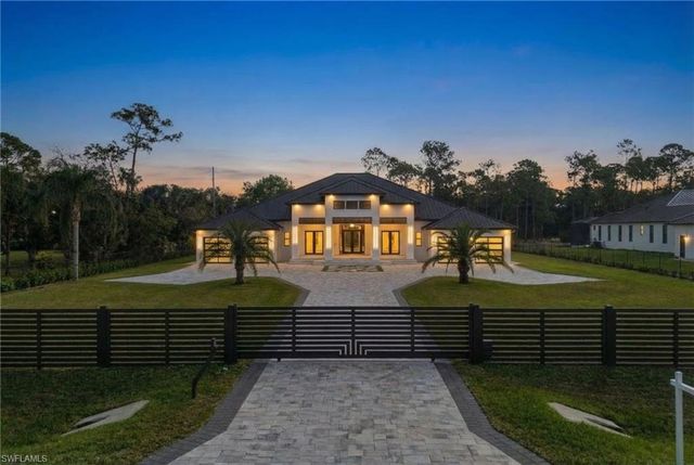 1874 39th ST SW, Naples, FL 34117