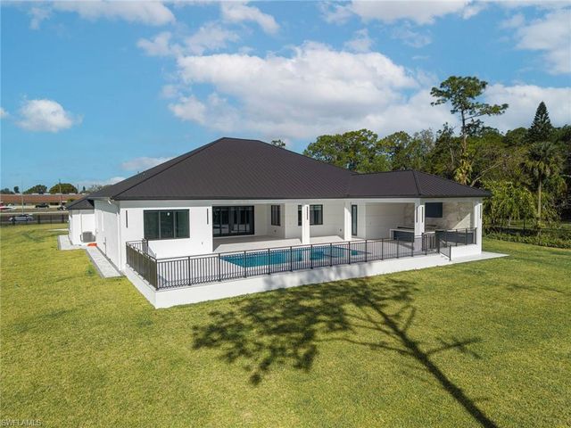 1874 39th ST SW, Naples, FL 34117