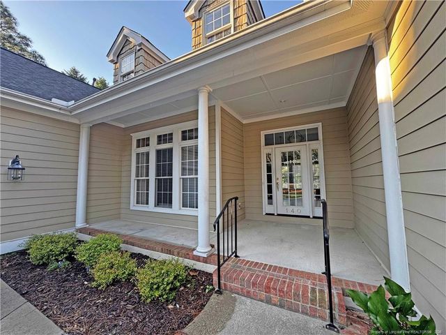140 Steeplechase Way, Southern Pines, NC 28387