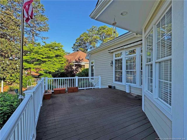 140 Steeplechase Way, Southern Pines, NC 28387
