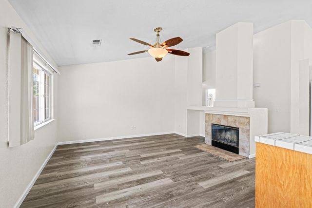 5220 Avante Ln, Salida, CA 95368