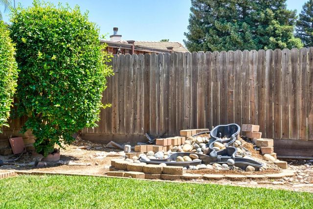 5220 Avante Ln, Salida, CA 95368